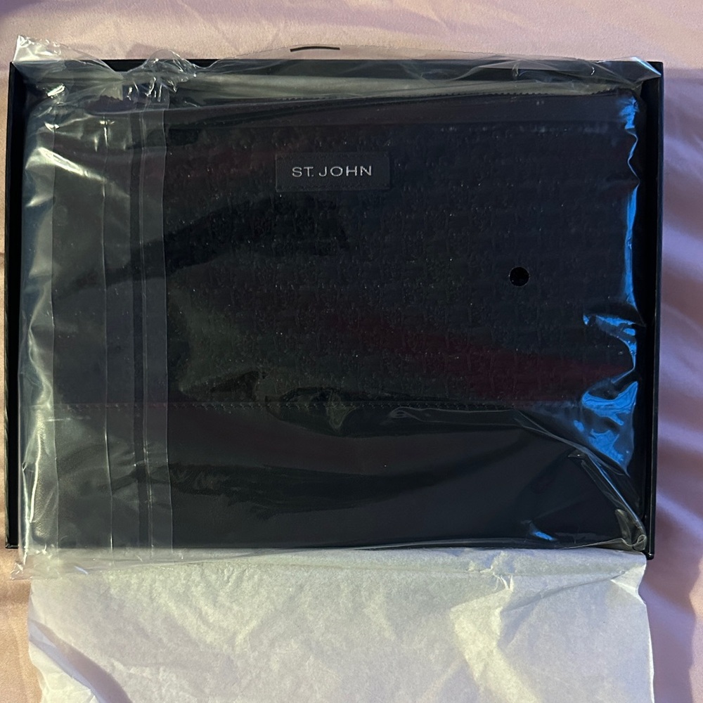 St. John Elegant Black wristlet
